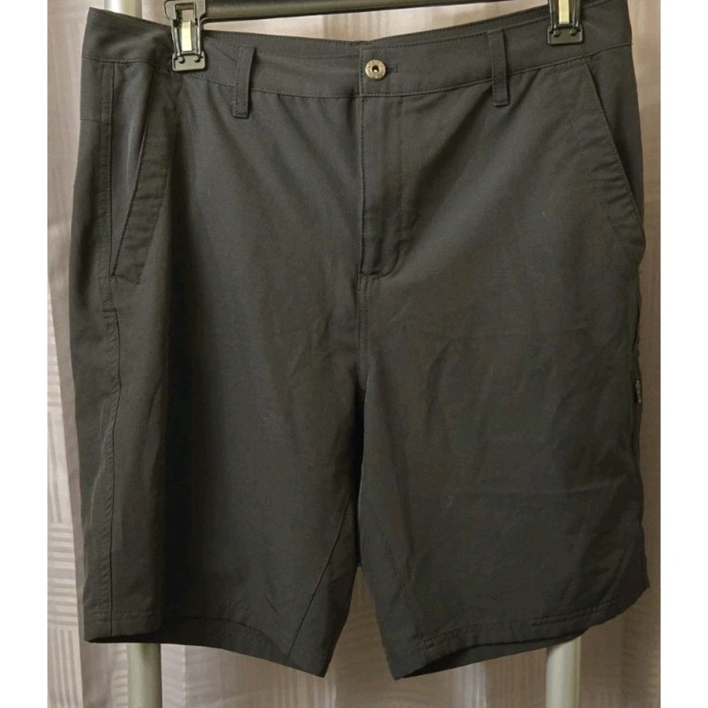 Gerry Shorts Mens 36 x 9.5" Flat Front Chino Outdoor Black Pockets Casual Logo‎